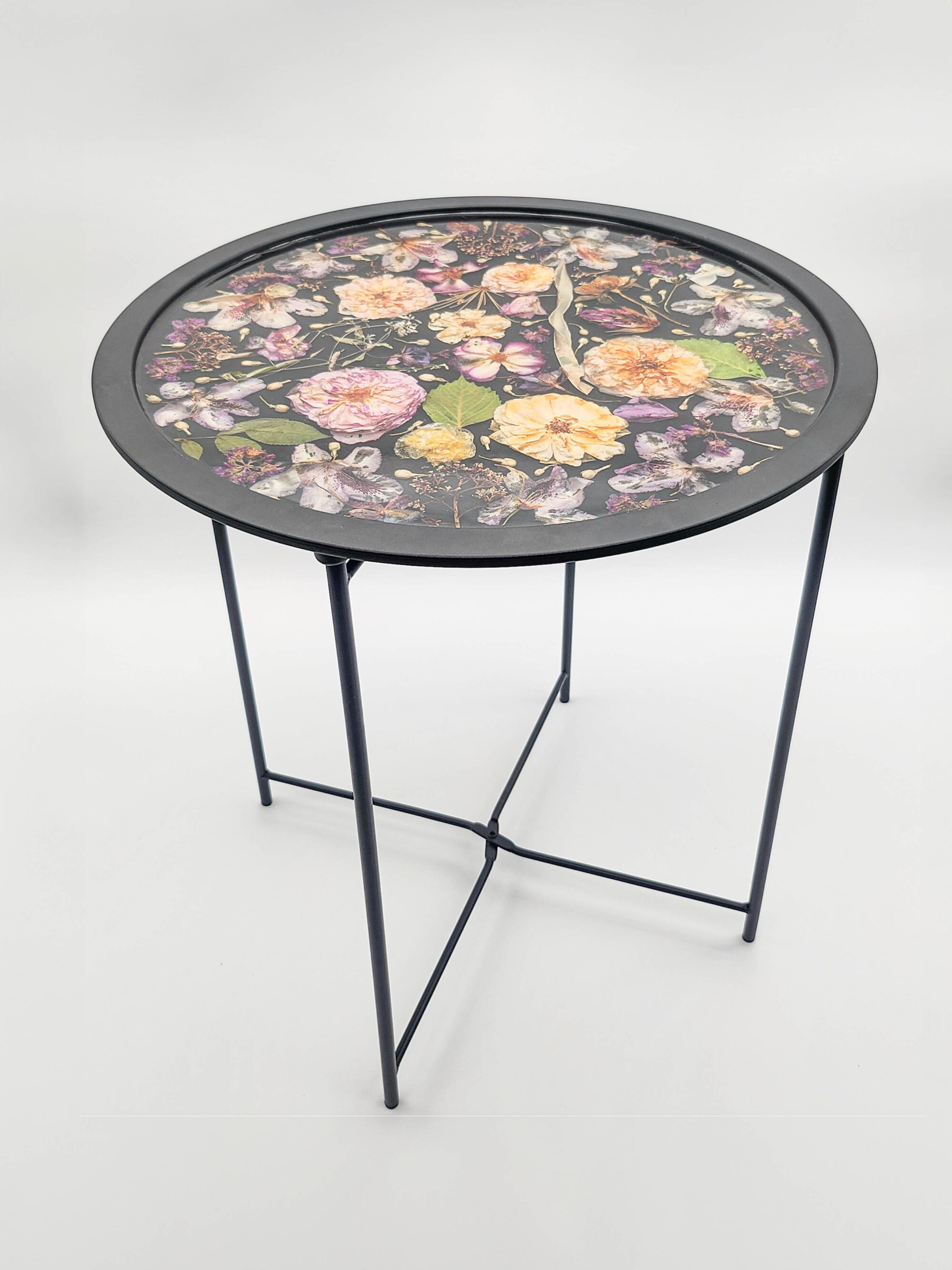 Stolik kawowy -  "Natura jest zawsze w ruchu.."